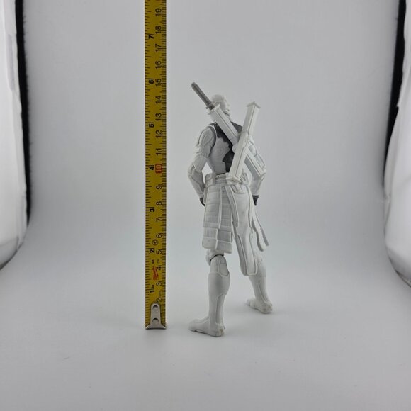 2020 Hasbro G.I. Joe Origins: Snake Eyes, Storm Shadow Collectible Action Figure - Picture 5 of 5
